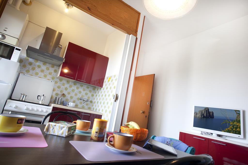 Residence Holiday Μπελάρια-Ιτζέα Μαρίνα Δωμάτιο φωτογραφία