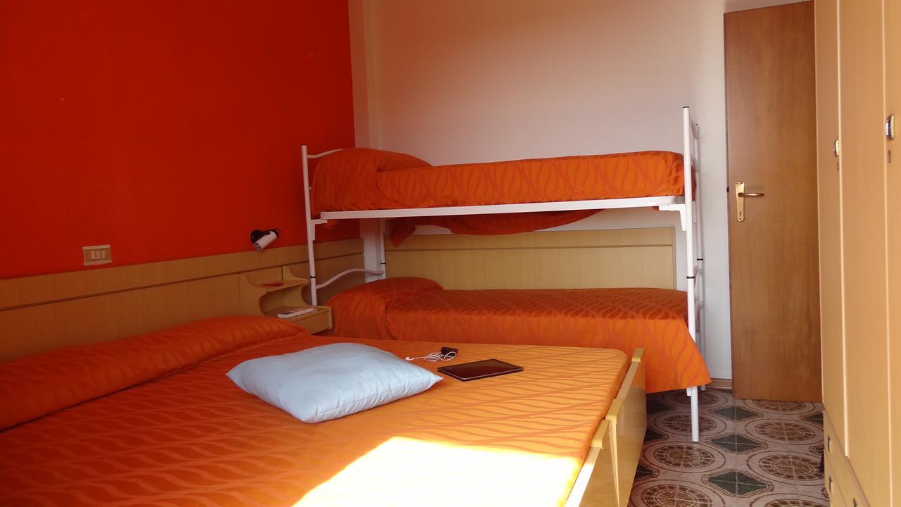 Residence Holiday Μπελάρια-Ιτζέα Μαρίνα Εξωτερικό φωτογραφία
